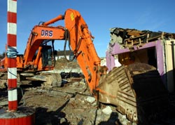 Looe Mills cafe - demolition starts