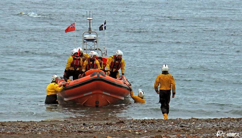 28 June 2017 - Looe RNLI Training with RNLI Lifeguards on Seaton beach © Ian Foster / fozimage