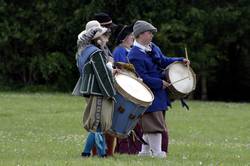 Roundheads drummers